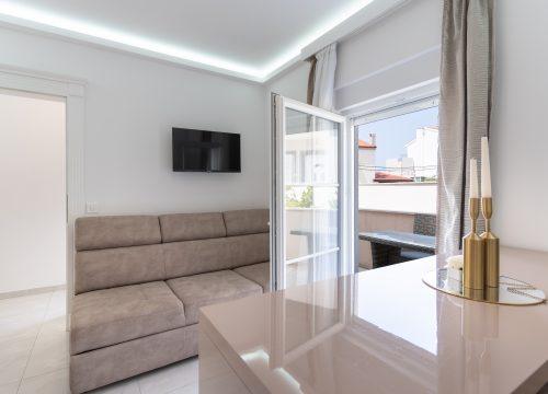 MOCO & TOMI 5 - 6 PEOPLE